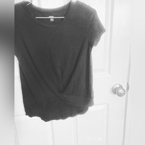 Black t-shirt with a design knot in the front